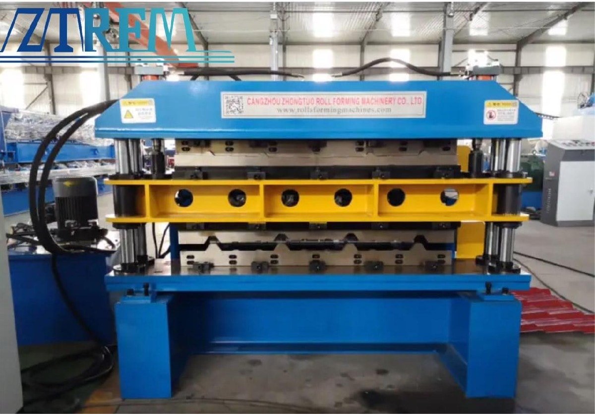 What is the function of the clutch in the double layer forming machine